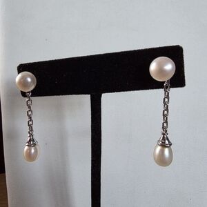 Elegant Pearl Drop Earrings